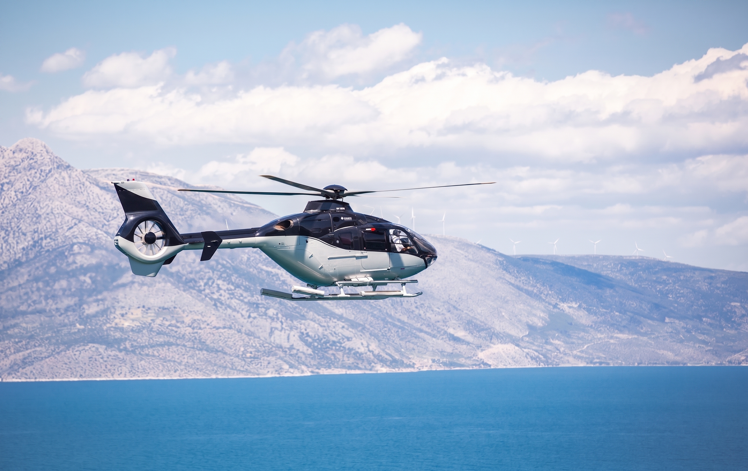 Helicopter flight mallorca ibiza - Airbus H135 Flight View